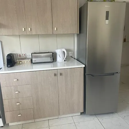Quattro Center דירה *