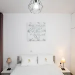 Quattro Center Apartment *