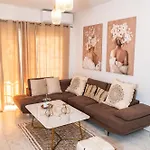 Apartment Quattro Center Larnaca