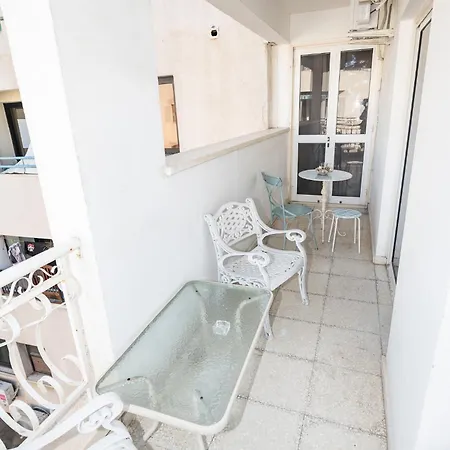 Apartment Quattro Center Larnaca