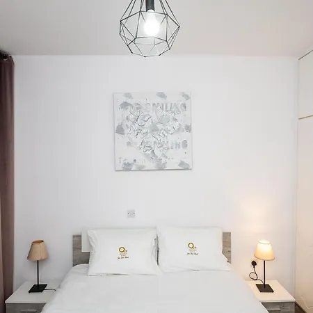 Quattro Center Apartment *