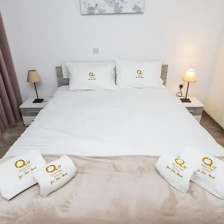 Quattro Center Apartment *