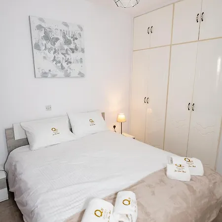 Quattro Center Ap102 Apartment